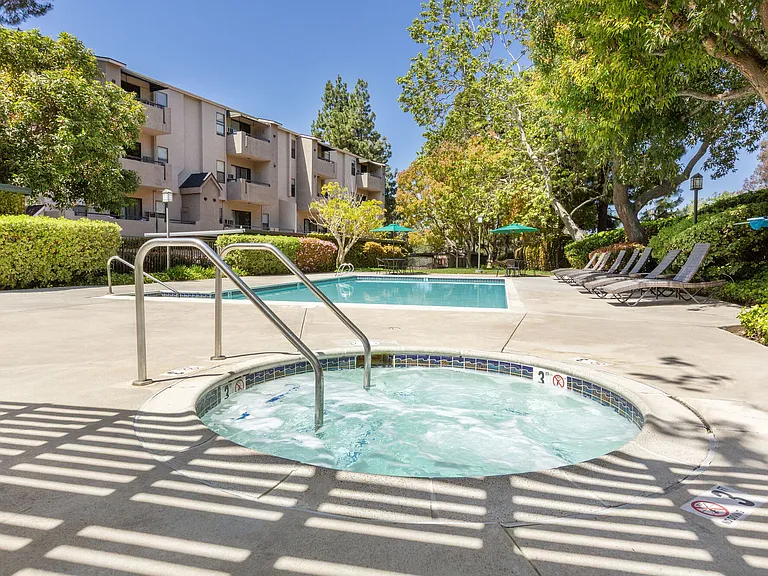 Elan Terraza La Jolla — Photo 6