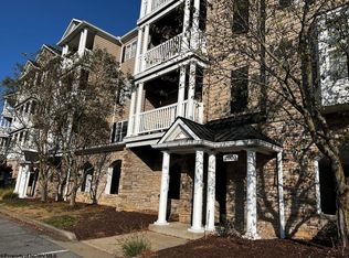 2627 Suncrest Vlg, Morgantown, WV 26505