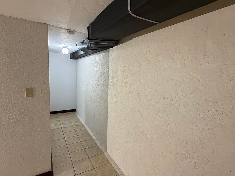 20 Iona Cir #C — Photo 7