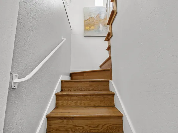 1901 Briscoe Ter, Fremont, CA 94539