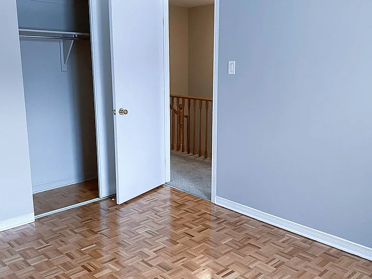 2 Tamara Way — Photo 24