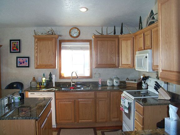 4th image of 1009 Peachwood Dr