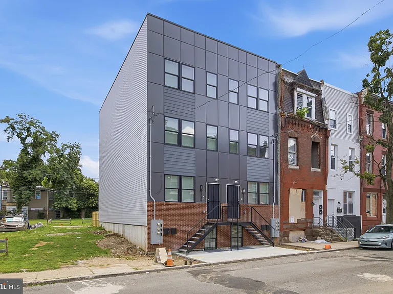 2237 N 16th St #2 — Photo 20