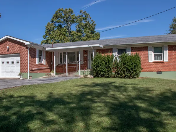 24417 Briscoe Dr, Bristol, VA 24202