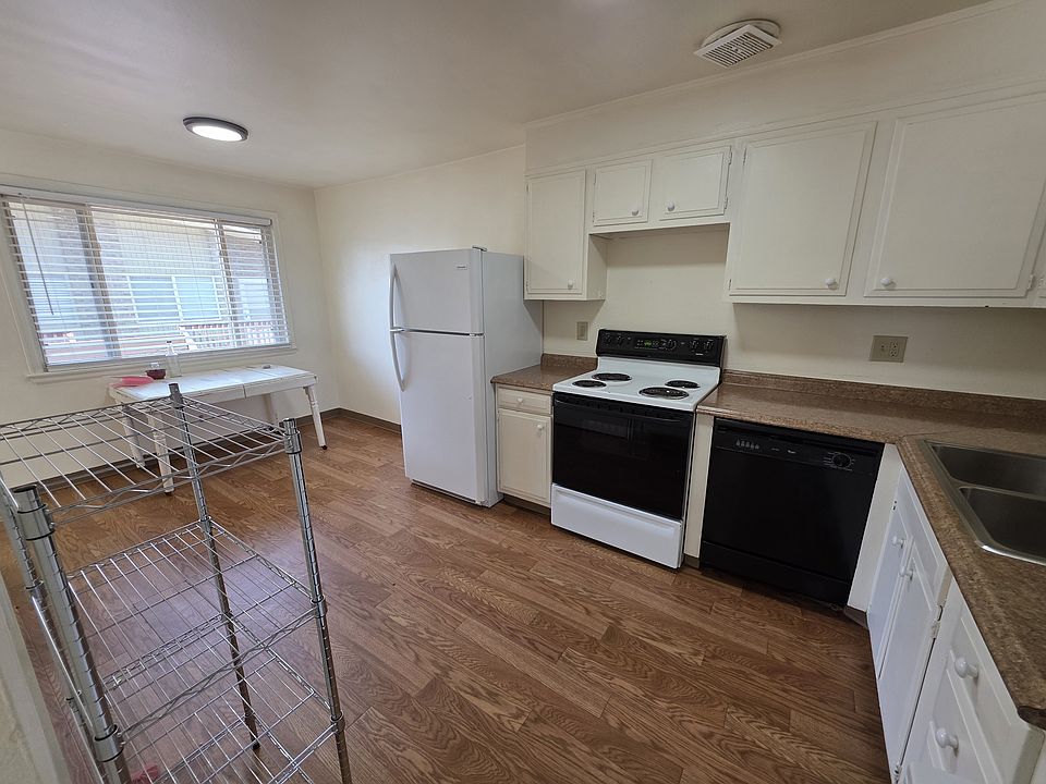 1st image of 2310 Virginia St