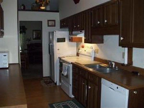 5th image of 6601 Windmill Dr