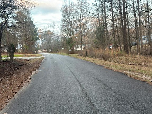 4th image of 107 S Little River Run