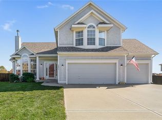 20877 S Barker Rd, Spring Hill, KS 66083