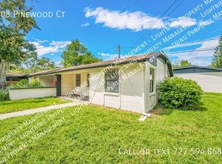 408 Pinewood Ct, Brandon, FL 33510