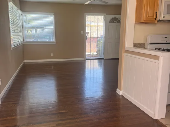 3265 N Park Ln, Long Beach, CA 90807
