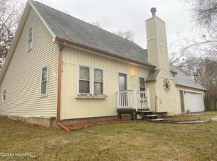 215 Sharon Ave, Battle Creek, MI 49017