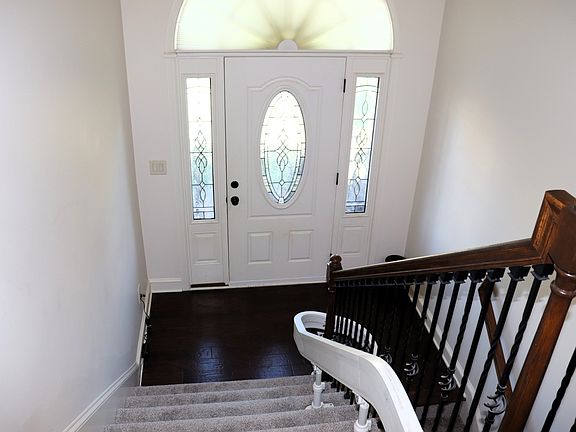 3rd image of 1792 Stone Hill Ct