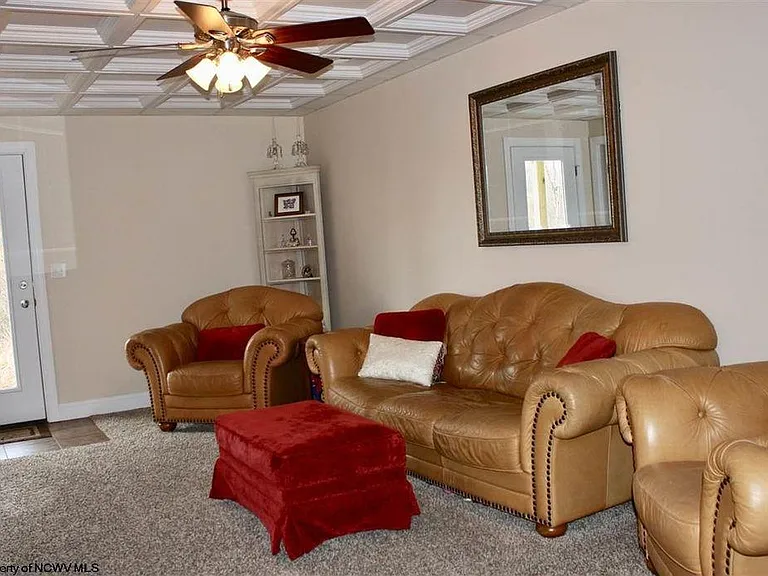 58 Brownstone Dr — Photo 12