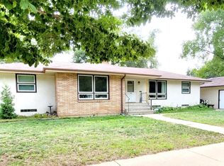 1190 & 1194 3rd St E, Saint Paul, MN 55106