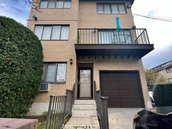 17 Gregory Ln #116, Staten Island, NY 10314