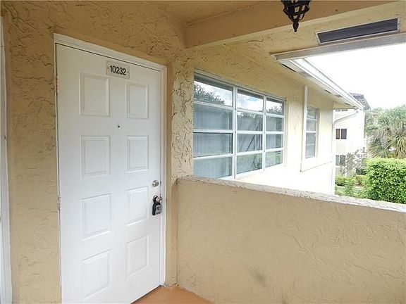 2nd image of 10232 Twin Lakes Dr #16-G