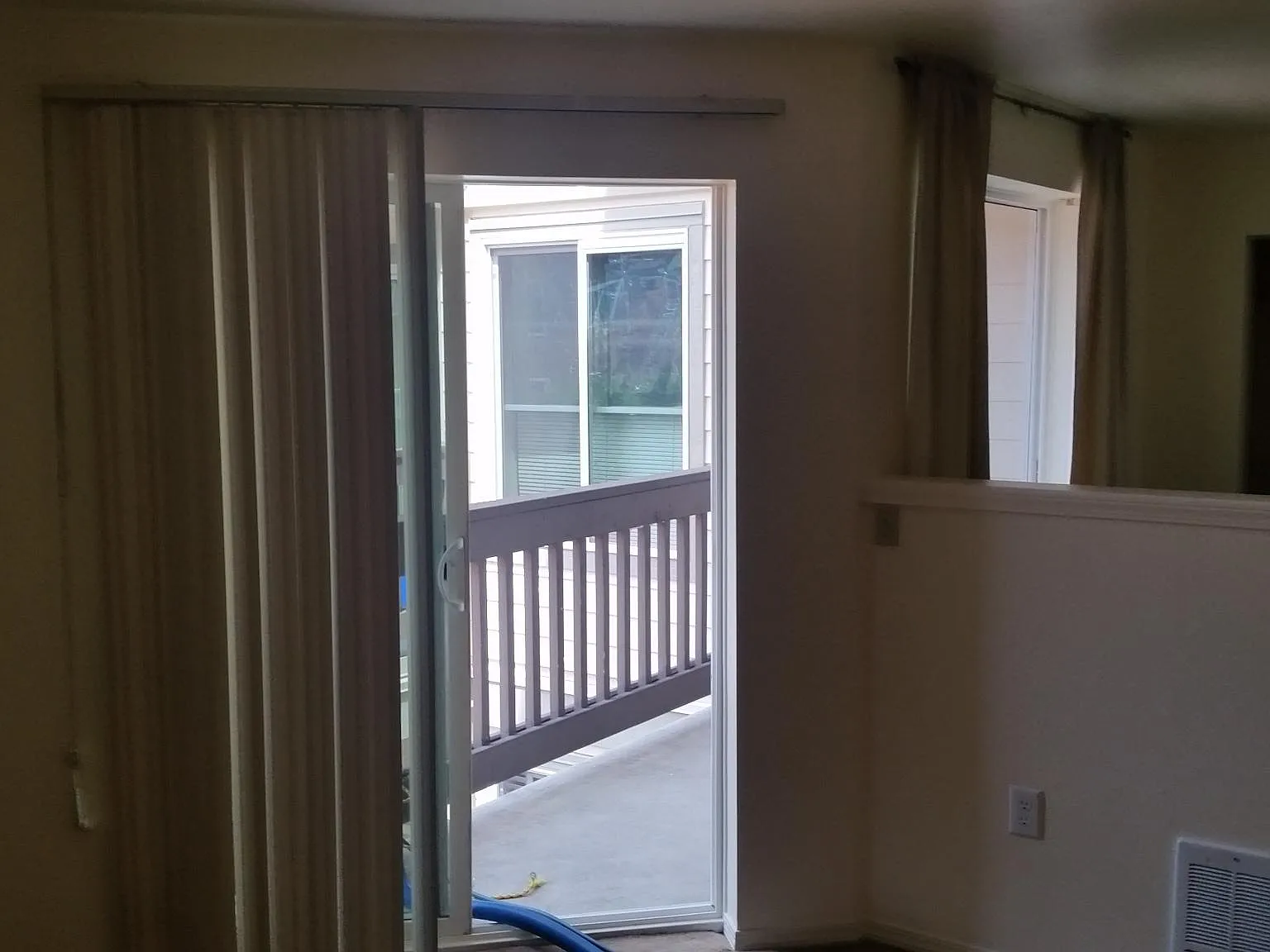 Studio, 445 sqft, $1,375 — Photo 2