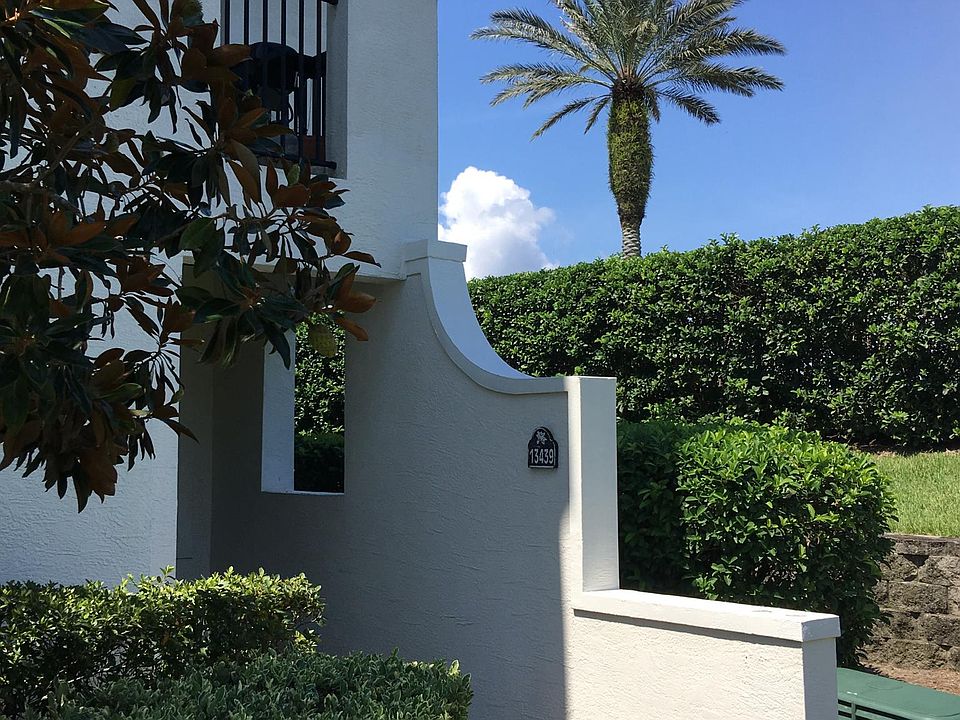 1st image of 13439 Fountain Bleau Dr
