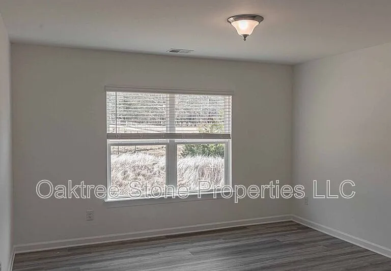 3348 Pepperpike Ct — Photo 31