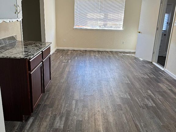 DINNING AREA, LOOKING FROM KITCHEN.