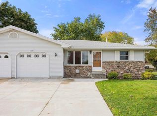 1303 Haen Dr, Kaukauna, WI 54130