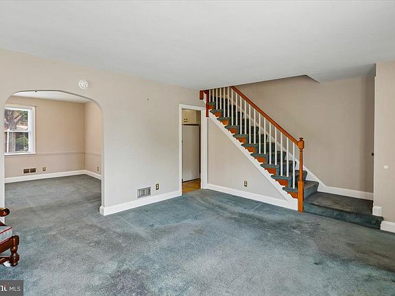 5th image of 5108 Pembroke Ave