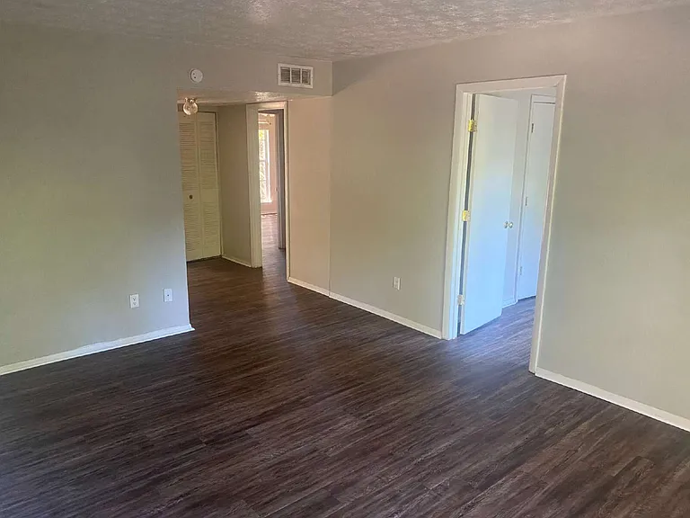 2020 Continental Ave #124 — Photo 3