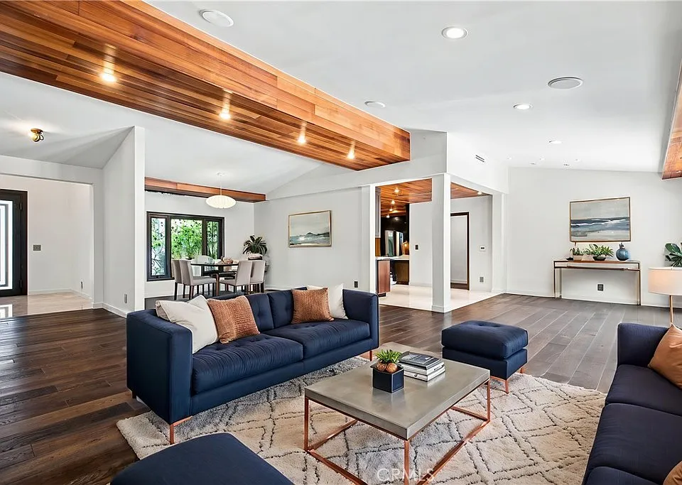 3184 Dona Sarita Pl