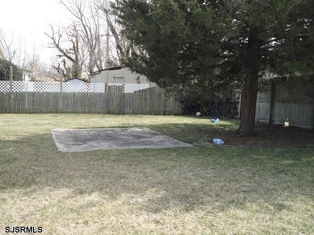 2nd image of 125 E Bayview Ave