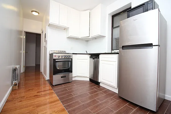 Rented by Nooklyn NYC LLC | media 16