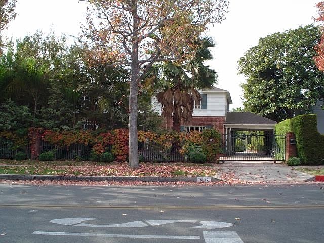 1st image of 507 N Oakhurst Dr
