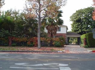 507 N Oakhurst Dr, Beverly Hills, CA 90210