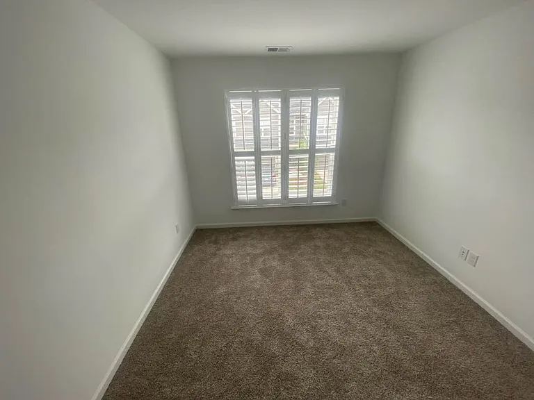 22047 Lani Dr — Photo 37