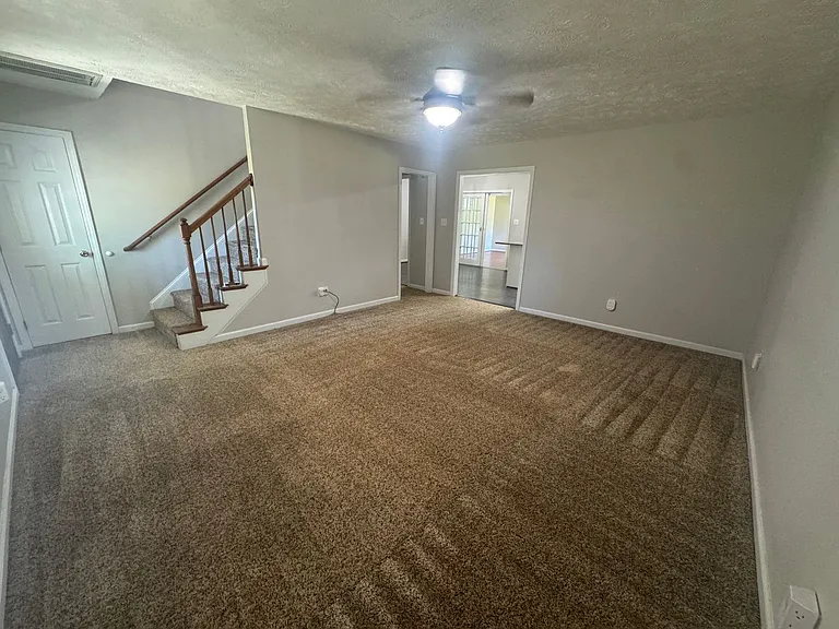 5870 McDonald Rd — Photo 41