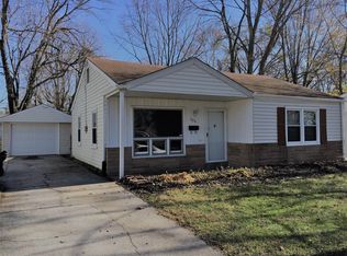 320 Brackleigh Ln, Florissant, MO 63031