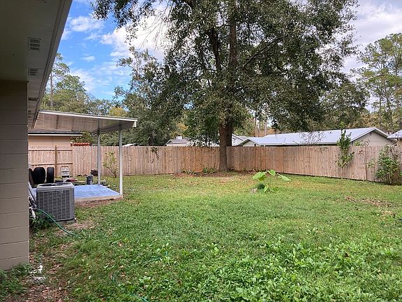 4th image of 4407 NW 21st St