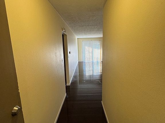 5th image of 3627-3631 N Rockton Ave #3631-307