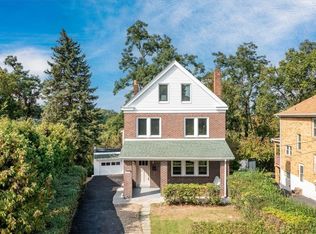 4344 Ludwick St, Pittsburgh, PA 15217