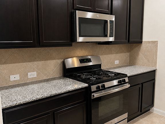 2nd image of 369 Shale Cir