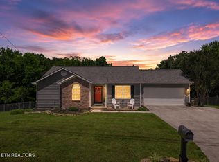 6055 Warrenpark Ln, Knoxville, TN 37912