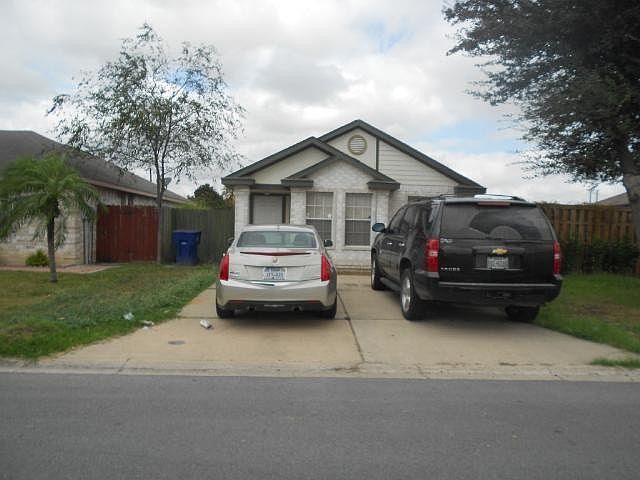1st image of 3708 Camellia Ave