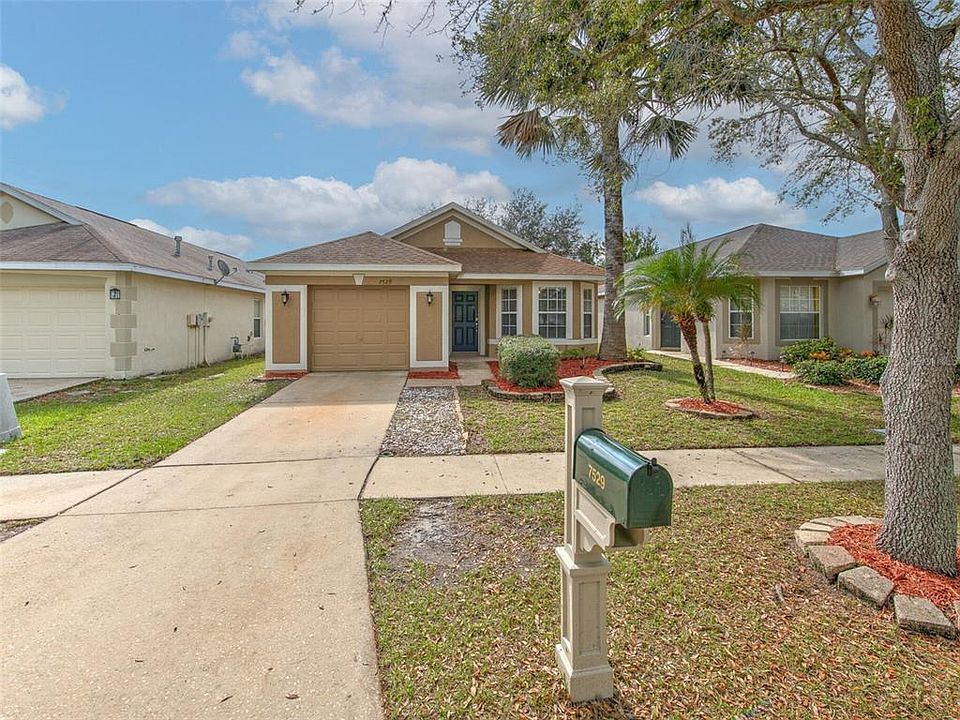 1st image of 7529 OXFORD GARDEN CIRCLE