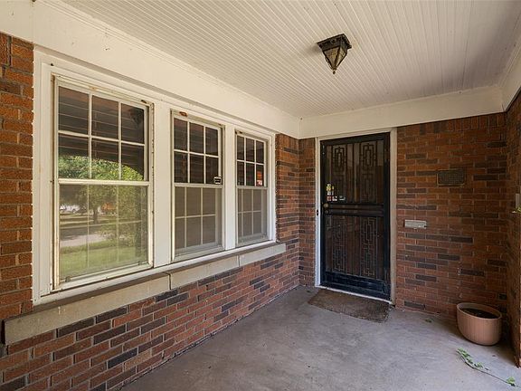 2nd image of 426 NW 35th St