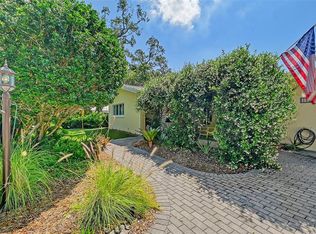 1820 Caribbean Dr, Sarasota, FL 34231