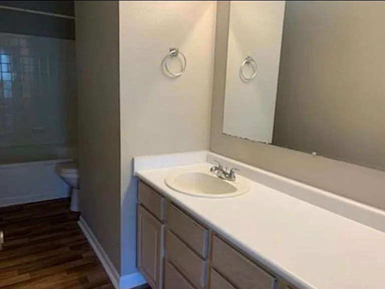 1286 Kenwood Dr — Photo 10