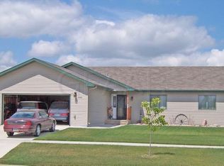 5326 W Maple Ave, Grand Forks, ND 58203