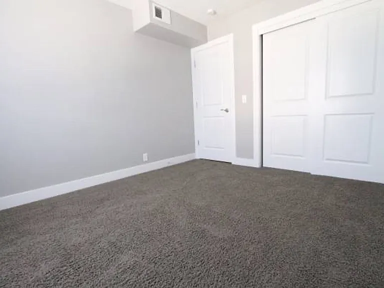 Kristen Place — Photo 27
