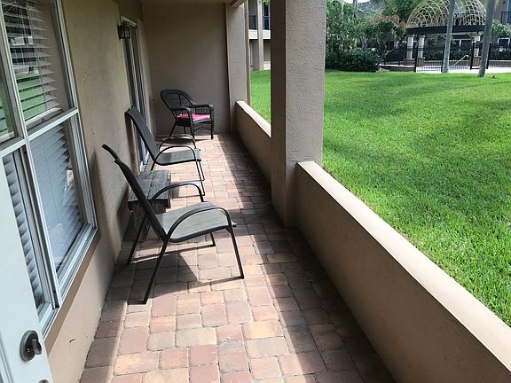 5th image of 617 Arbor Lake Ln