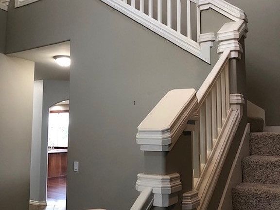5th image of 658 Joy St