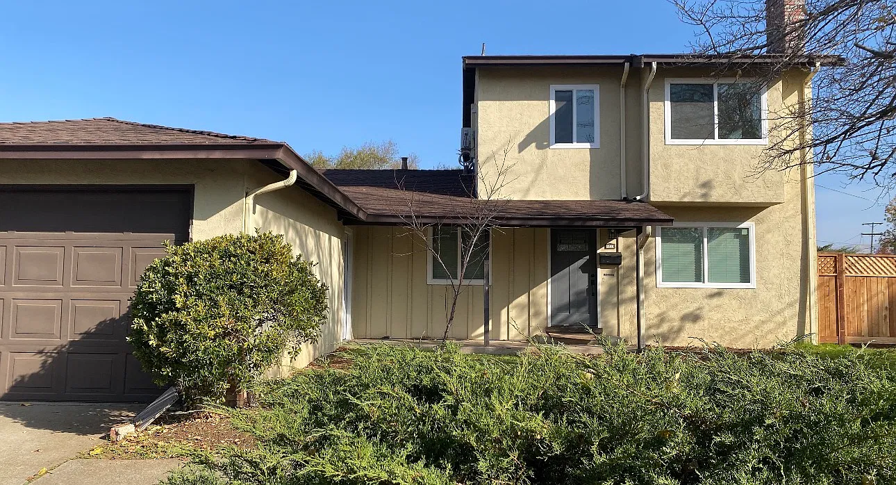 3 bed, 1200 sqft, $3,600 — Photo 1